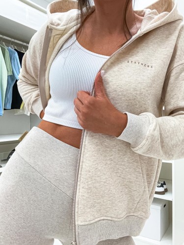 bluza bezowa rozpinana.jpeg